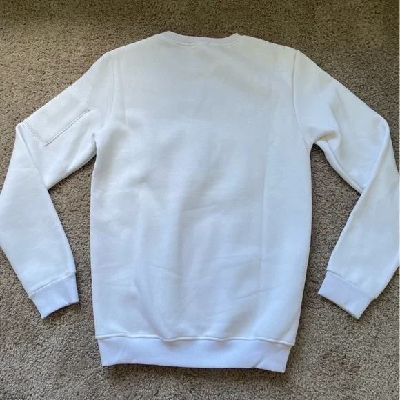 Cato Italian Sweatshirt Large White With Black Bee - Picture 2 of 10